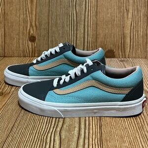 Women’s multi colored old skool vans